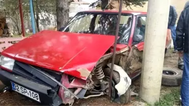 Elektrik Direğine Çarptı, Burnu Bile Kanamadı