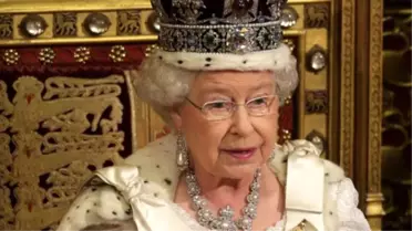 İngiltere'yi Sarsan Skandala Kraliçe Elizabeth de Karıştı