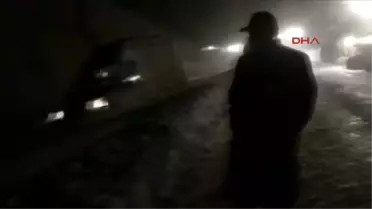Kayseri - Yolda Kalanlara Kızılay'dan Kumanya
