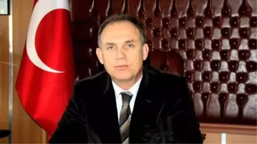 Karaya Oturan Gemiyi Kurtarma Çalışmaları Başladı
