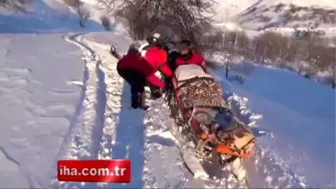 Bingöl'de Hastalar Kar Motoru ile Kurtarılıyor
