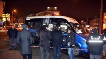 Ankara'da 'Neden Güldün' Tartışması Kanlı Bitti: 2 Yaralı