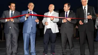 Antalya'da Doğan Woux, Dünyaya Açılıyor
