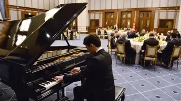 Erdoğan ve Abbas 'Dahi Piyanist' Cimuk'u Dinledi