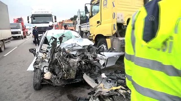 Hatay'da Tırla Otomobil Çarpıştı: 1 Ölü, 1 Yaralı