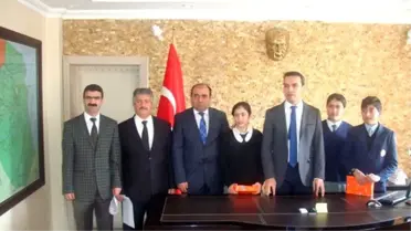 Diyadin'de TEOG'ta Başarılı Olan Öğrenciler Ödüllendirildi