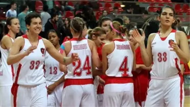 AGÜ Spor 10. Galibiyet Peşinde