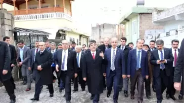 Bakan Güllüce, Adıyaman'da Kentsel Dönüşüm Alanlarını Gezdi