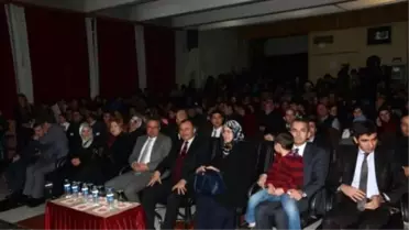 Öğretmenler Korosu Halk Müziği Dinletisi Programı Düzenledi