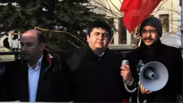 Charlie Hebdo Karikatürlerinin Yayınlanmasına Tepkiler