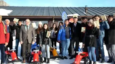 Başarılı Öğrencilere, Erciyes'te Bedava Kayak