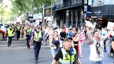 Manus Adası'ndaki Sığınmacıların Açlık Grevine Avusturalya'lılardan Destek