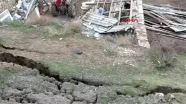Sivas Suşehri'nde Korkutan Toprak Kayması