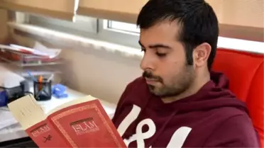 Üniversite Öğrencileri Hz. Peygamber'in Hayatını Öğreniyor