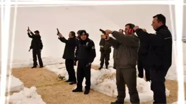 Av Koruma Memurlarına Temel Silah Eğitimi Verildi