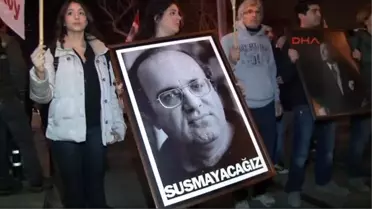 Kadıköy'de Uğur Mumcu'yu Meşaleli Anma Yürüyüşü