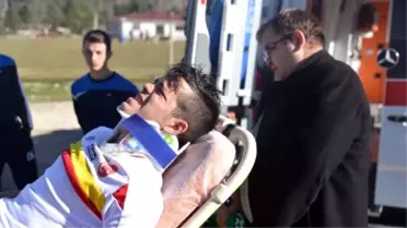 Maçta Düştü, Başı Saha Kenarındaki Betona Çarptı