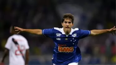 Lucas Silva Real Madrid'le 5,5 Yıllık Sözleşme İmzaladı