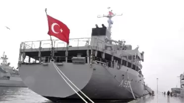 Donanmadan İzmit Körfezi'nde Eğitim Tatbikatı