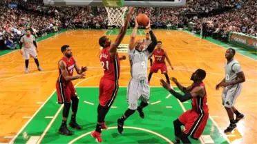 Miami Heat, Boston Celtics'i Deplasmanda Geçti