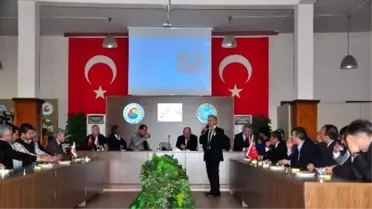 Sınavlarda Öğrencilere Şeker Yerine Üzüm Dağıtılacak