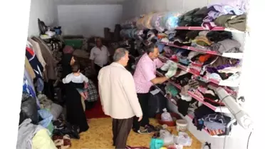 Cami Derneği'nden İhtiyaç Sahiplerine Yardım