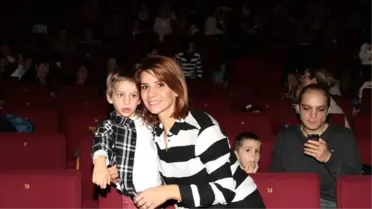 Esra Erol'un Oğluyla Müzikal Keyfi