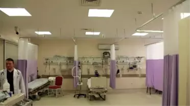 Evliya Çelebi'nin Acili, 3. Seviyede Bir Servis