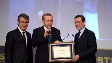 Erdoğan: Benim Ofisimi Dinleyenlerden İki Tanesi Romanya'da Yakalandı