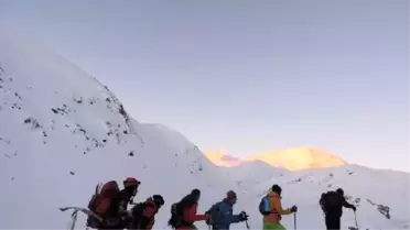 Dağcılar İlk Kez Kandil Dağı'na Tırmandı