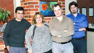 Elinin Hamuruyla Tuğla İşine Girdi, Avrupa'ya Kafa Tutuyor