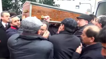Eğitim Dede' Toprağa Verildi