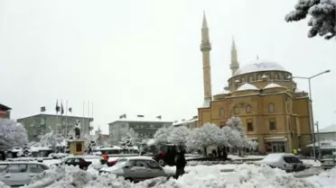 Kaman'da Kar Yağışı Etkili Oluyor