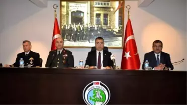 Vali Toprak: 'İhbarların Çoğu Asılsız'