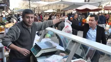 İzmir'de İki Kilometre Uzunluğunda Pazar