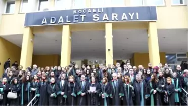 Kocaeli Barosu Avukatları, Kadına Yönelik Şiddeti Protesto Etti