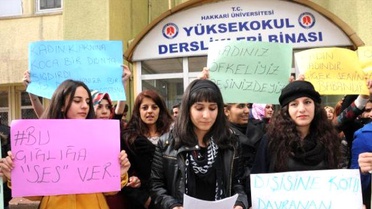 Özgecan İçin Kürtçe Ağıtlar Yakıldı, Gözyaşları Sel Oldu