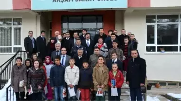 Sandıklı'da Matematikte Başarılı Olan Öğrenciler Ödüllendirildi