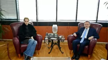 Tuğçe Kazaz, Balıkesir Büyükşehir Belediyesi'ni Ziyaret Etti