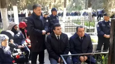 Kuşadası Şehit Polis Fuat Kaplan'ı Unutmadı