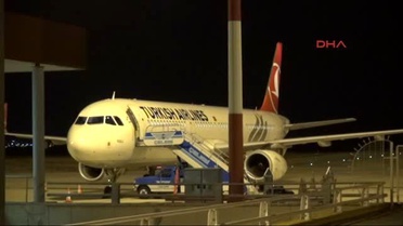 Tekirdağ Ünlüleri Taşıyan Uçak Çorlu'ya İndi