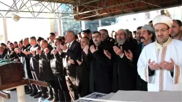 Elazığ'da Fırat Çakıroğlu İçin Gıyabi Cenaze Namazı Kılındı
