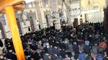 İslamoğlu: 'İslam İnsanlığın Son Sığınağı'