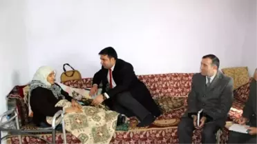 Kadışehri Kaymakamı Ali Doğan İlçedeki Yaşlıları Tek Tek Ziyaret Etti