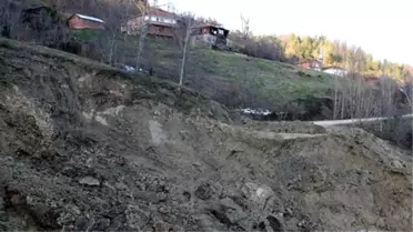 Kastamonu'da Heyelan Nedeniyle 5 Ev Boşaltıldı
