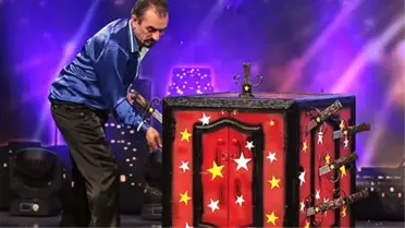 Mandrake Kemal'in 2.tur Performansı