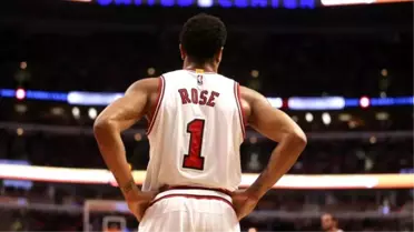 Derrick Rose 4-6 Hafta Sonra Parkelere Dönecek