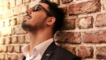 GAÜN'lü Ufuk Deniz'den 'Sevdim Yandım'
