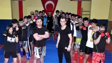 Kafes Dövüşü Trabzon'da İlgi Görüyor