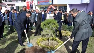 Özgecan Aslan'ın İsmi Tarsus'ta Yaşatılıyor